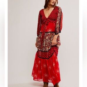 NWT  FREE PEOPLE Bali Laurel Maxi / Warm Combo. Size: S